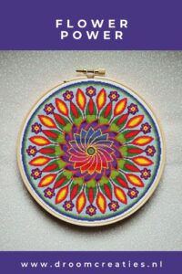 Flower Power mandala borduurpatroon ***